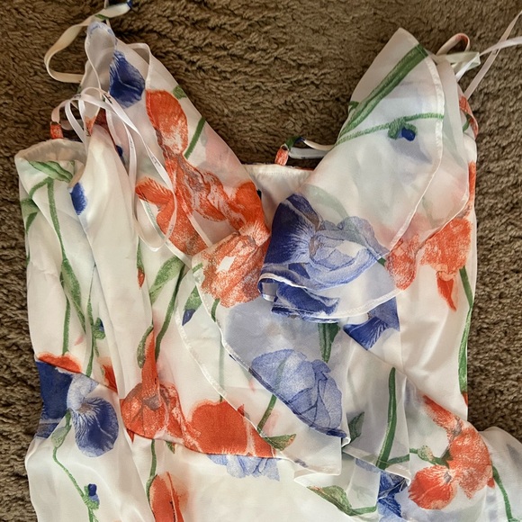 Lulus Elegant Bliss White Floral Print Ruffled Sleeveless Maxi Dress size l - Picture 7 of 7